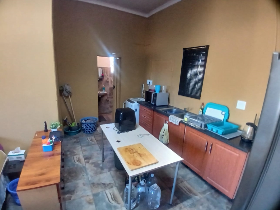 To Let 1 Bedroom Property for Rent in Pioneer Park KwaZulu-Natal