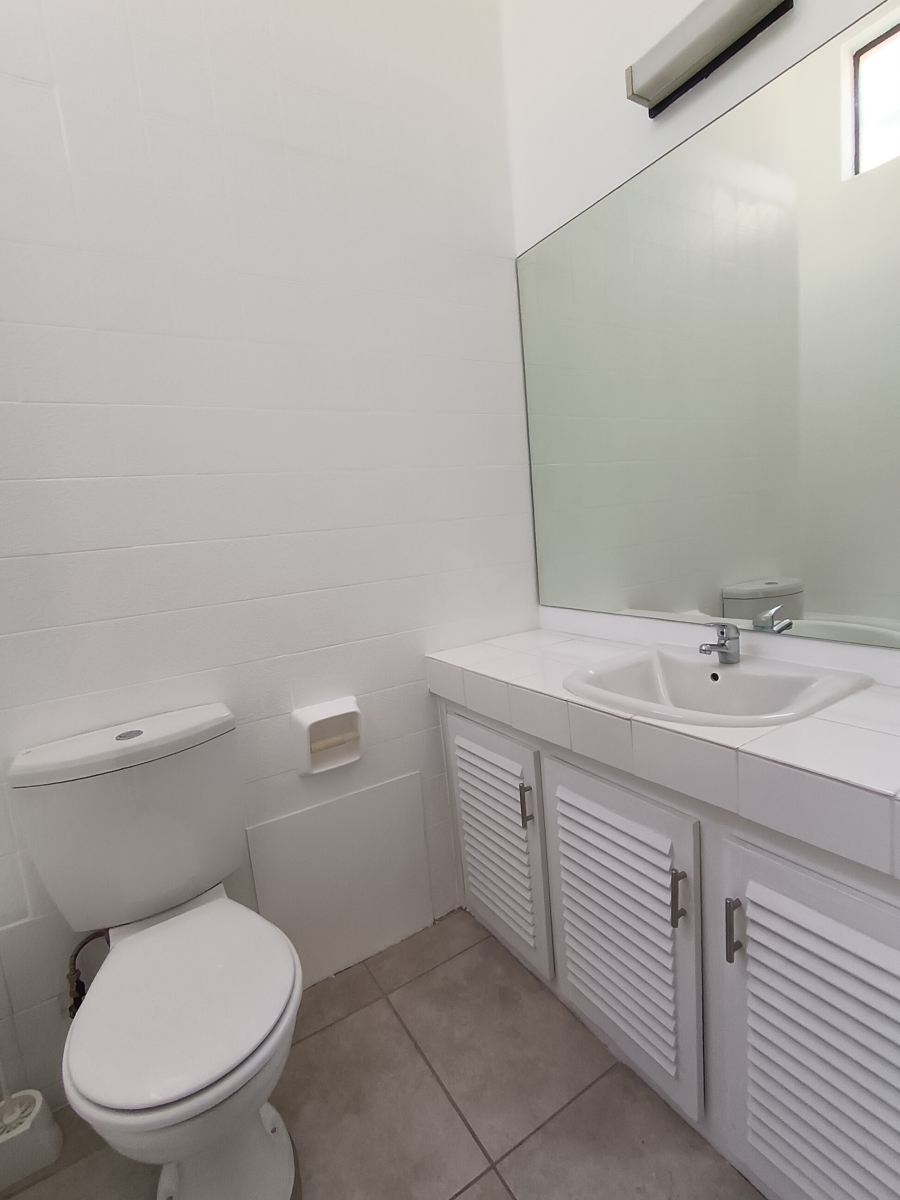2 Bedroom Property for Sale in Umhlanga KwaZulu-Natal