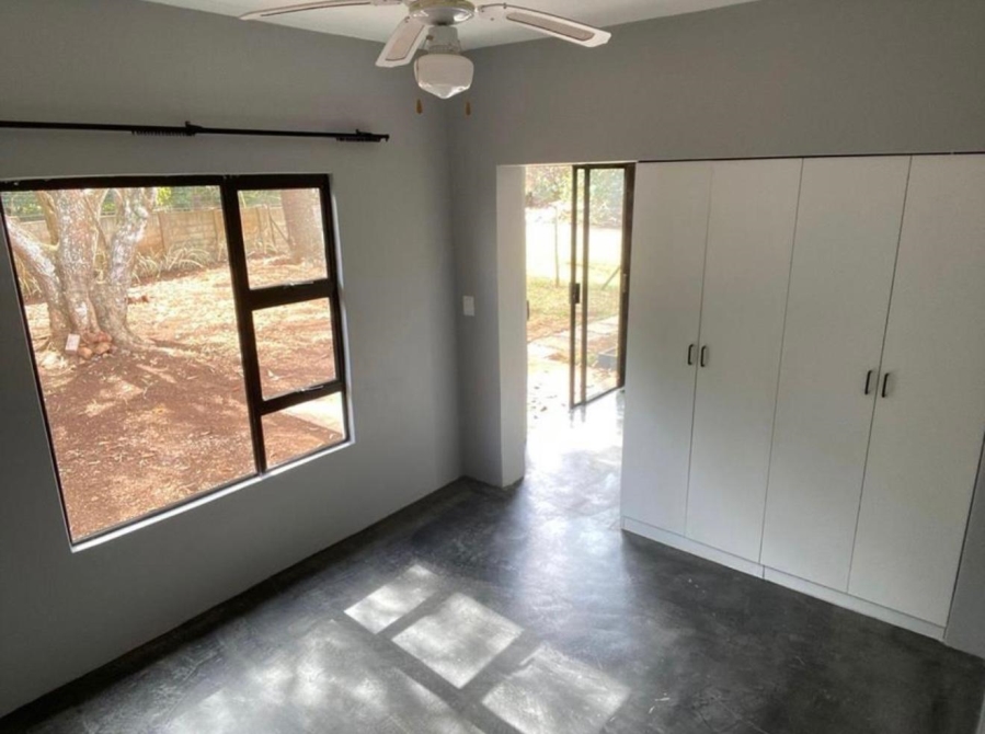 To Let 1 Bedroom Property for Rent in Crestview KwaZulu-Natal