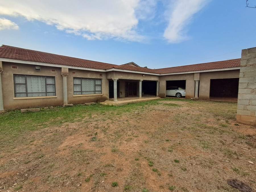 6 Bedroom Property for Sale in eDumbe KwaZulu-Natal