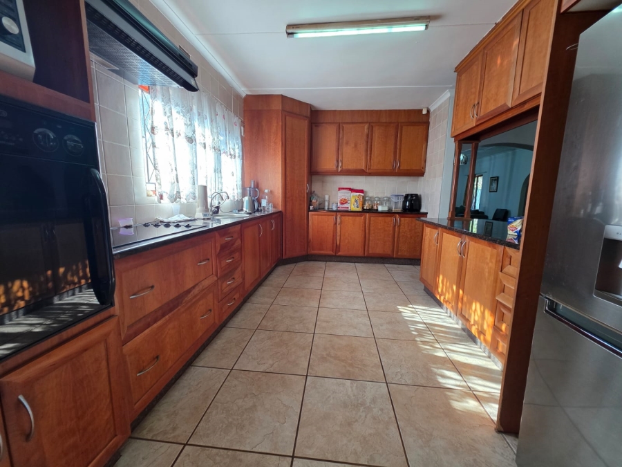 To Let 4 Bedroom Property for Rent in Kildare KwaZulu-Natal