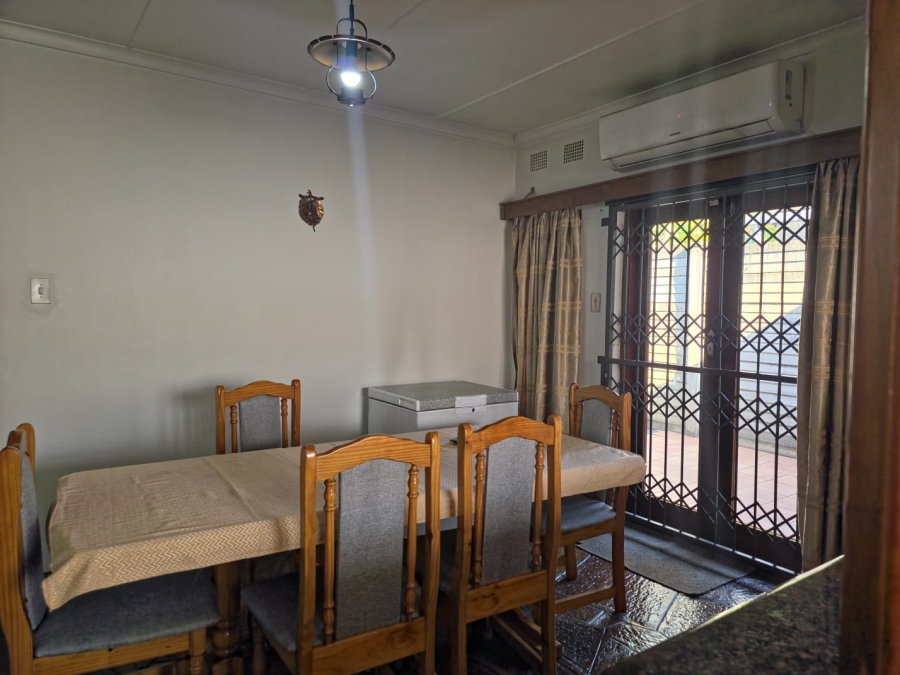 To Let 4 Bedroom Property for Rent in Kildare KwaZulu-Natal
