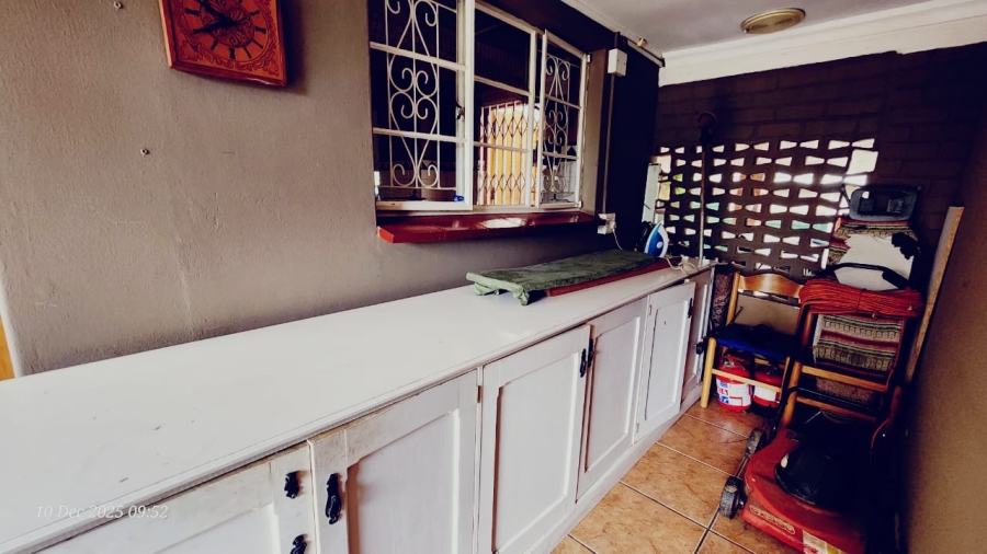 15 Bedroom Property for Sale in Scottsville KwaZulu-Natal