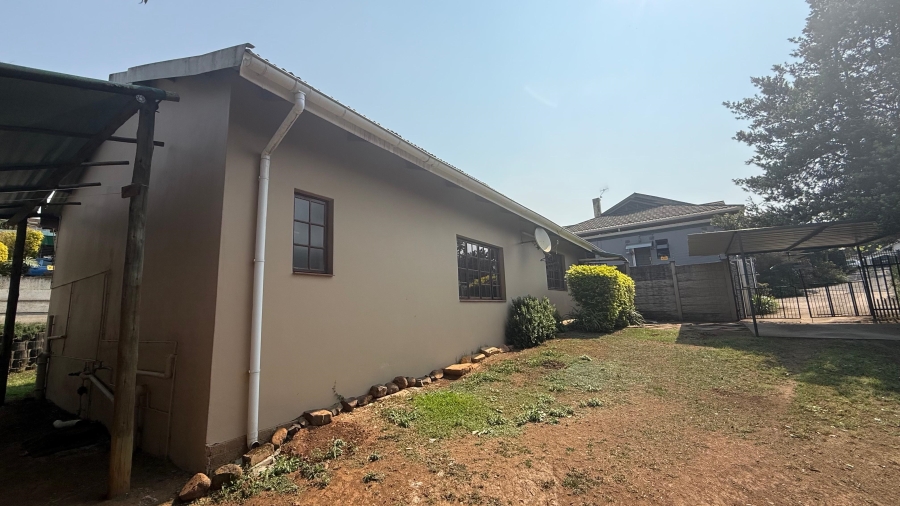 2 Bedroom Property for Sale in Prestbury KwaZulu-Natal