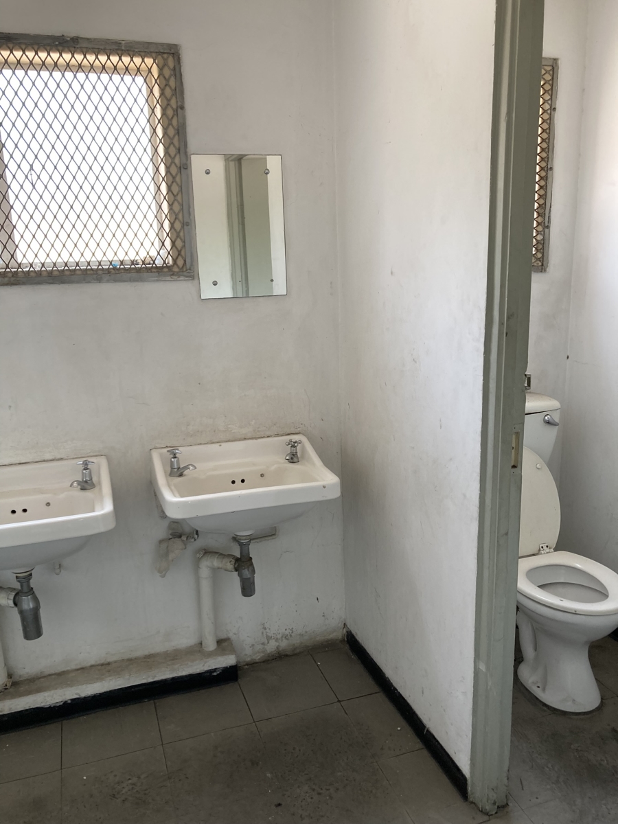 To Let commercial Property for Rent in New Germany KwaZulu-Natal
