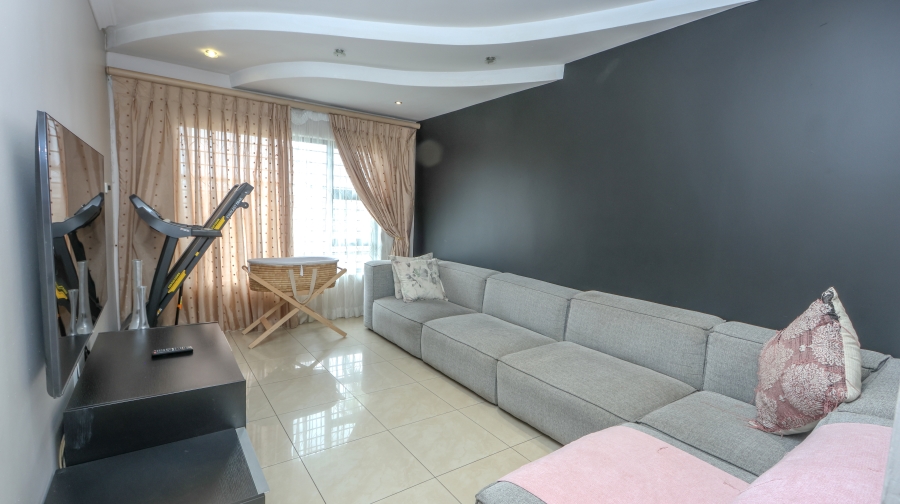 4 Bedroom Property for Sale in Sherwood KwaZulu-Natal