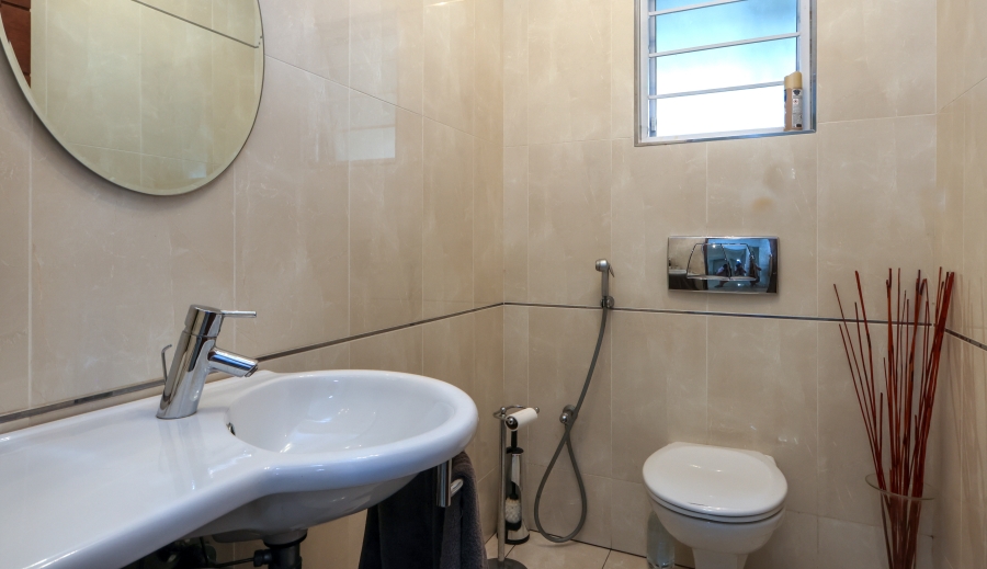 4 Bedroom Property for Sale in Sherwood KwaZulu-Natal