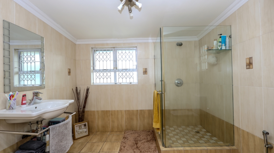 4 Bedroom Property for Sale in Sherwood KwaZulu-Natal