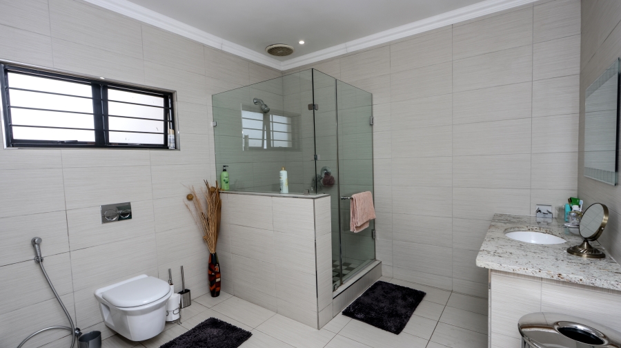 4 Bedroom Property for Sale in Sherwood KwaZulu-Natal