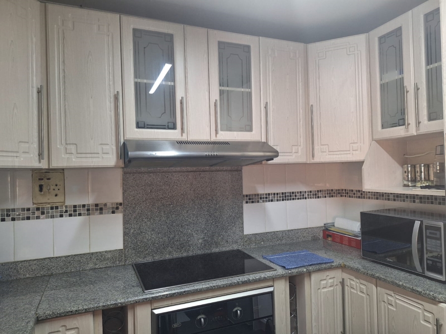 3 Bedroom Property for Sale in Bombay Heights KwaZulu-Natal