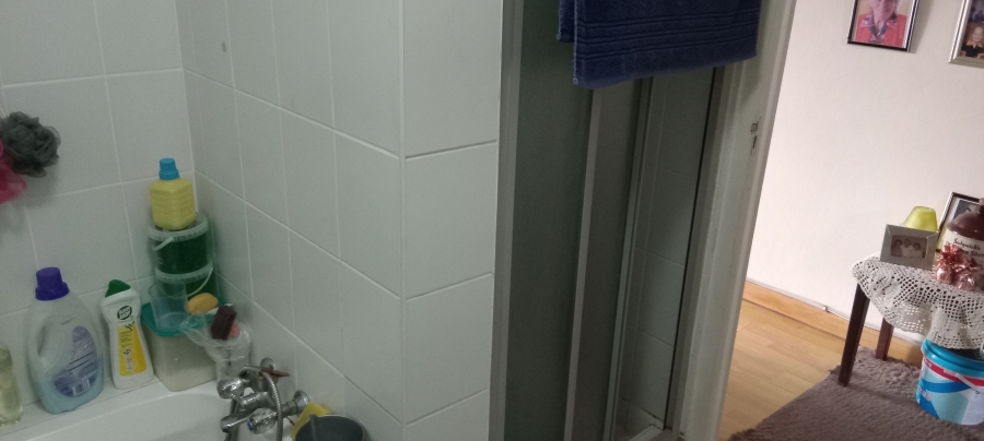 1 Bedroom Property for Sale in Margate KwaZulu-Natal