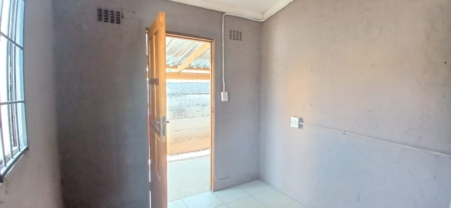 To Let 1 Bedroom Property for Rent in Scottsville KwaZulu-Natal