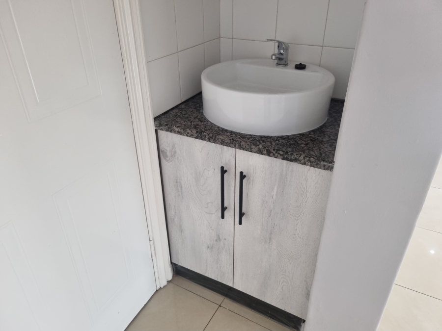 To Let 3 Bedroom Property for Rent in Mount Edgecombe KwaZulu-Natal