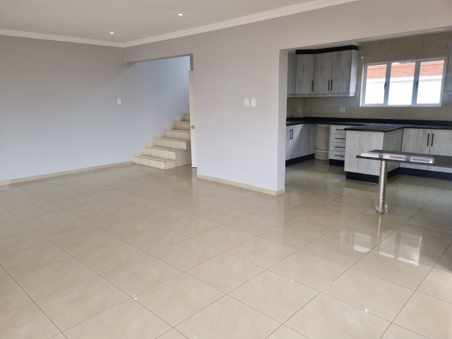 To Let 3 Bedroom Property for Rent in Mount Edgecombe KwaZulu-Natal