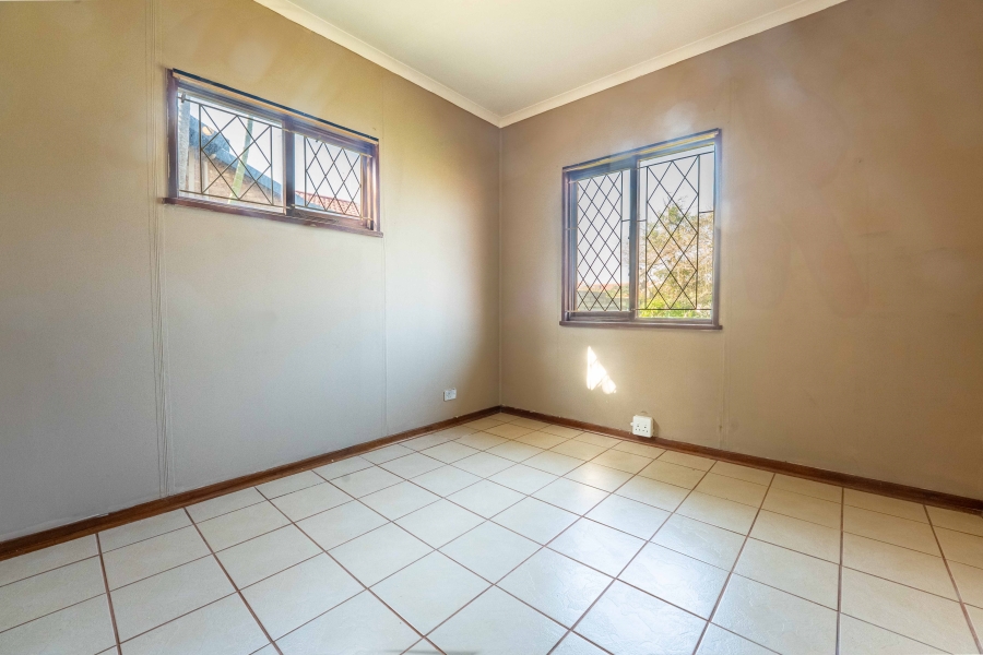 2 Bedroom Property for Sale in Park Rynie KwaZulu-Natal