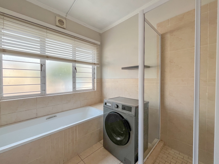 2 Bedroom Property for Sale in Manor Estates KwaZulu-Natal