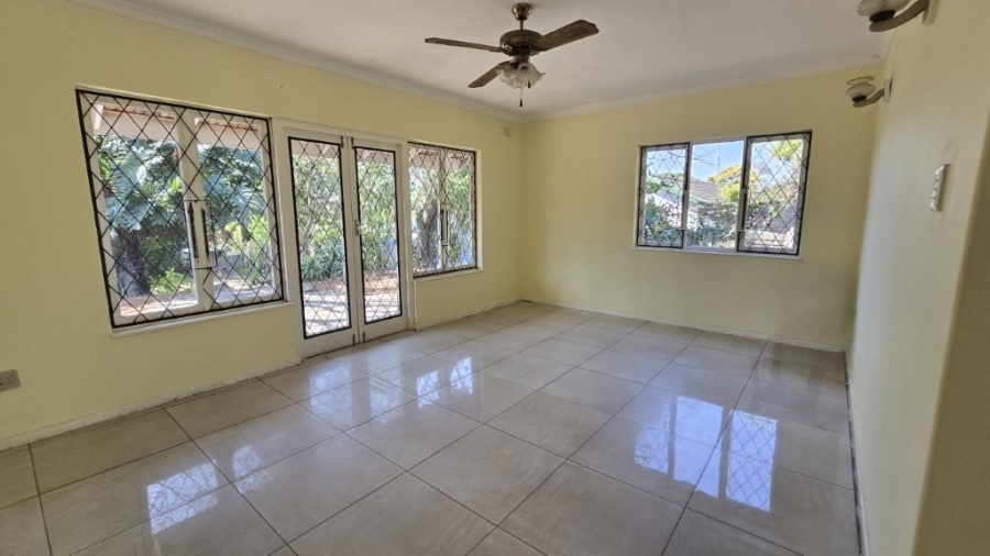 4 Bedroom Property for Sale in Manors KwaZulu-Natal