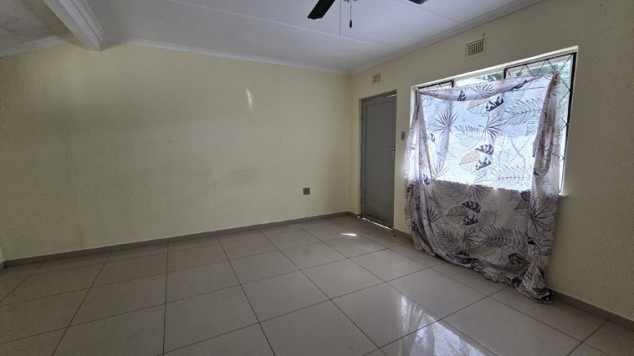 4 Bedroom Property for Sale in Manors KwaZulu-Natal