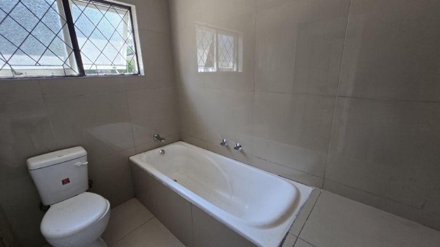 4 Bedroom Property for Sale in Manors KwaZulu-Natal
