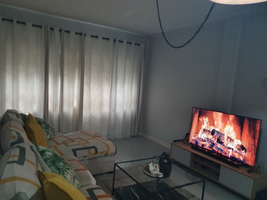 1 Bedroom Property for Sale in Glenwood KwaZulu-Natal