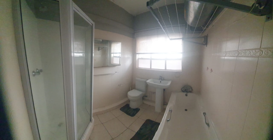 1 Bedroom Property for Sale in Glenwood KwaZulu-Natal