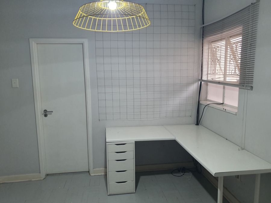 1 Bedroom Property for Sale in Glenwood KwaZulu-Natal