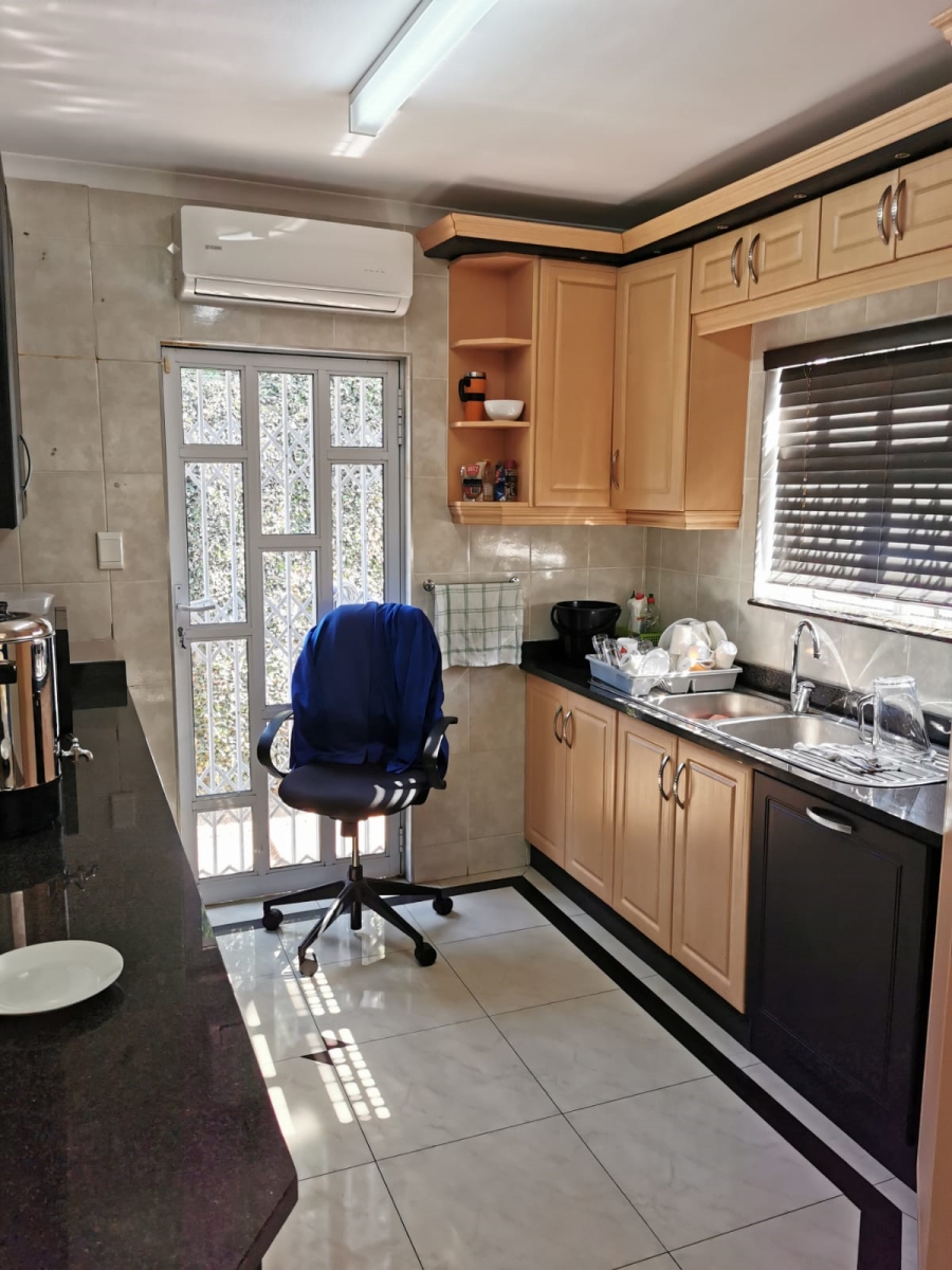 Commercial Property for Sale in Essenwood KwaZulu-Natal