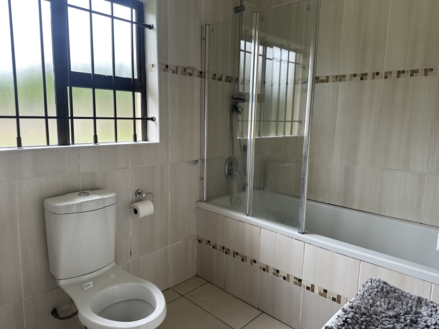7 Bedroom Property for Sale in Hilton Gardens KwaZulu-Natal