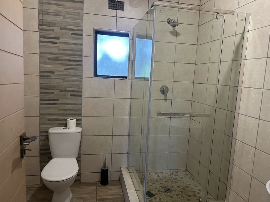 7 Bedroom Property for Sale in Hilton Gardens KwaZulu-Natal