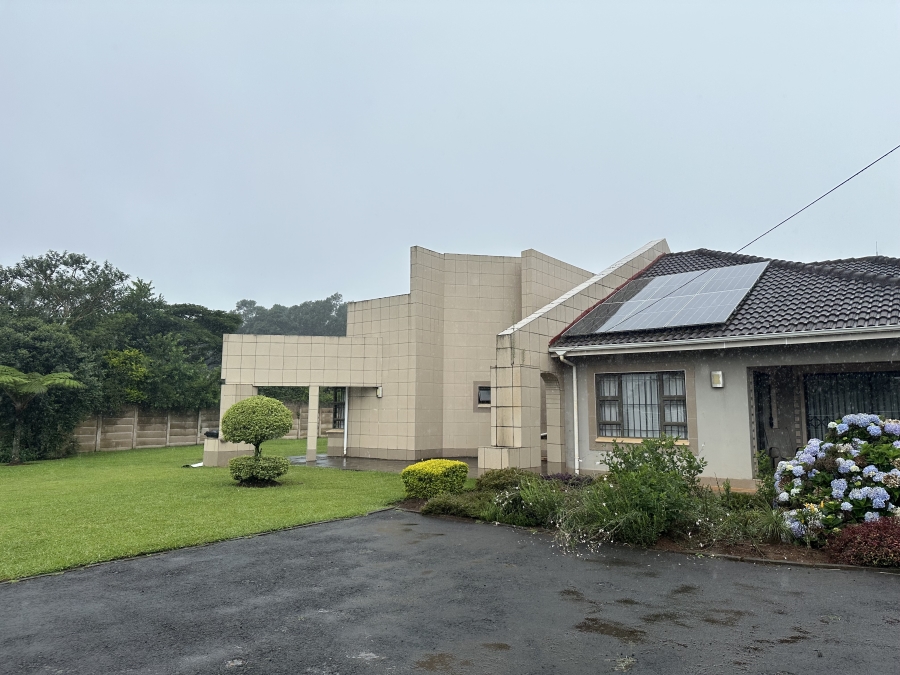 7 Bedroom Property for Sale in Hilton Gardens KwaZulu-Natal