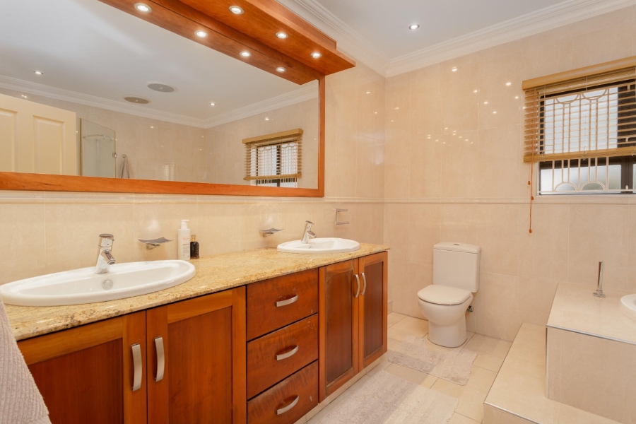 3 Bedroom Property for Sale in Beverley Hills KwaZulu-Natal