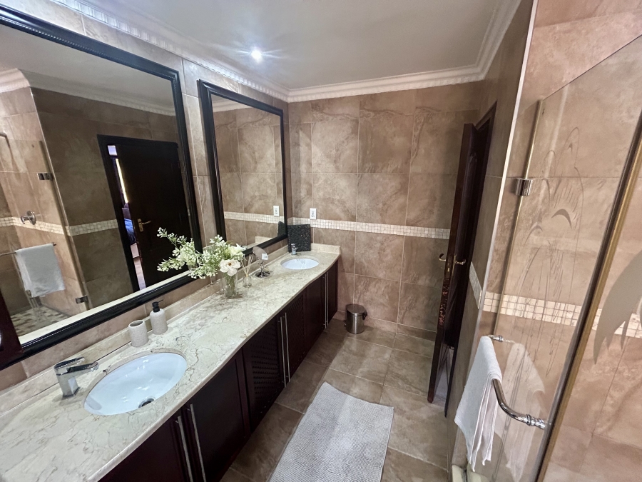 4 Bedroom Property for Sale in Ballito Central KwaZulu-Natal