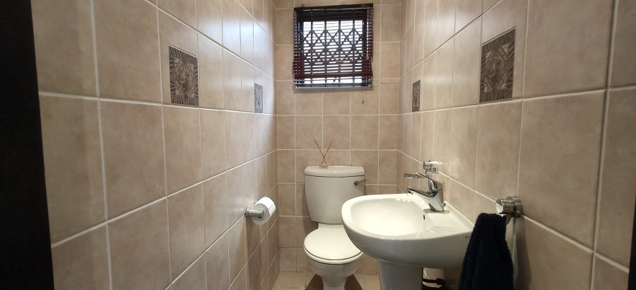 4 Bedroom Property for Sale in Ballito Central KwaZulu-Natal