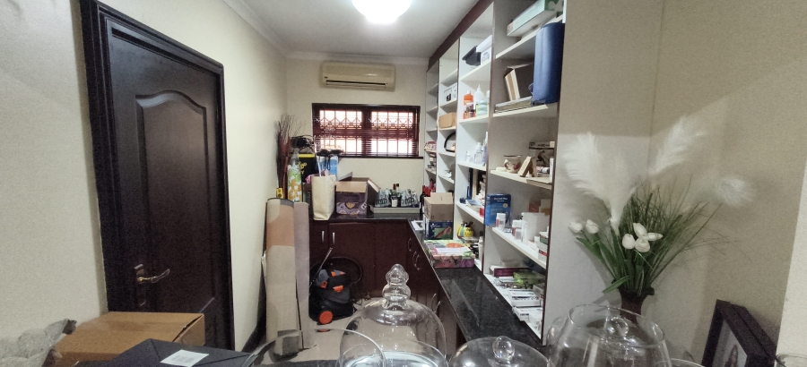 4 Bedroom Property for Sale in Ballito Central KwaZulu-Natal