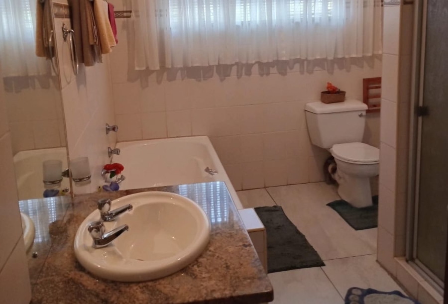 4 Bedroom Property for Sale in Observation Hill KwaZulu-Natal