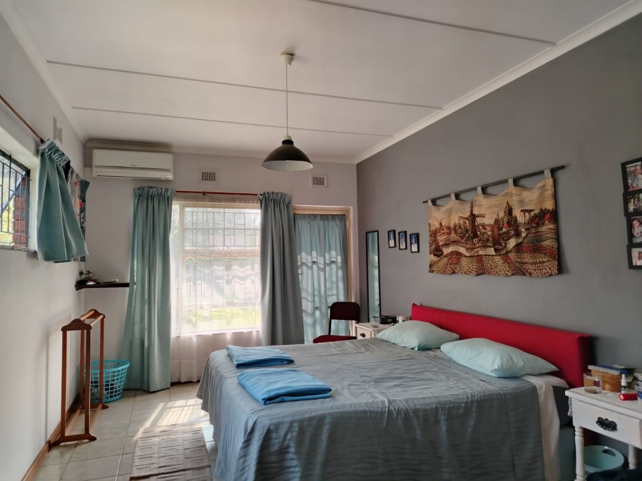 4 Bedroom Property for Sale in Meer En See KwaZulu-Natal