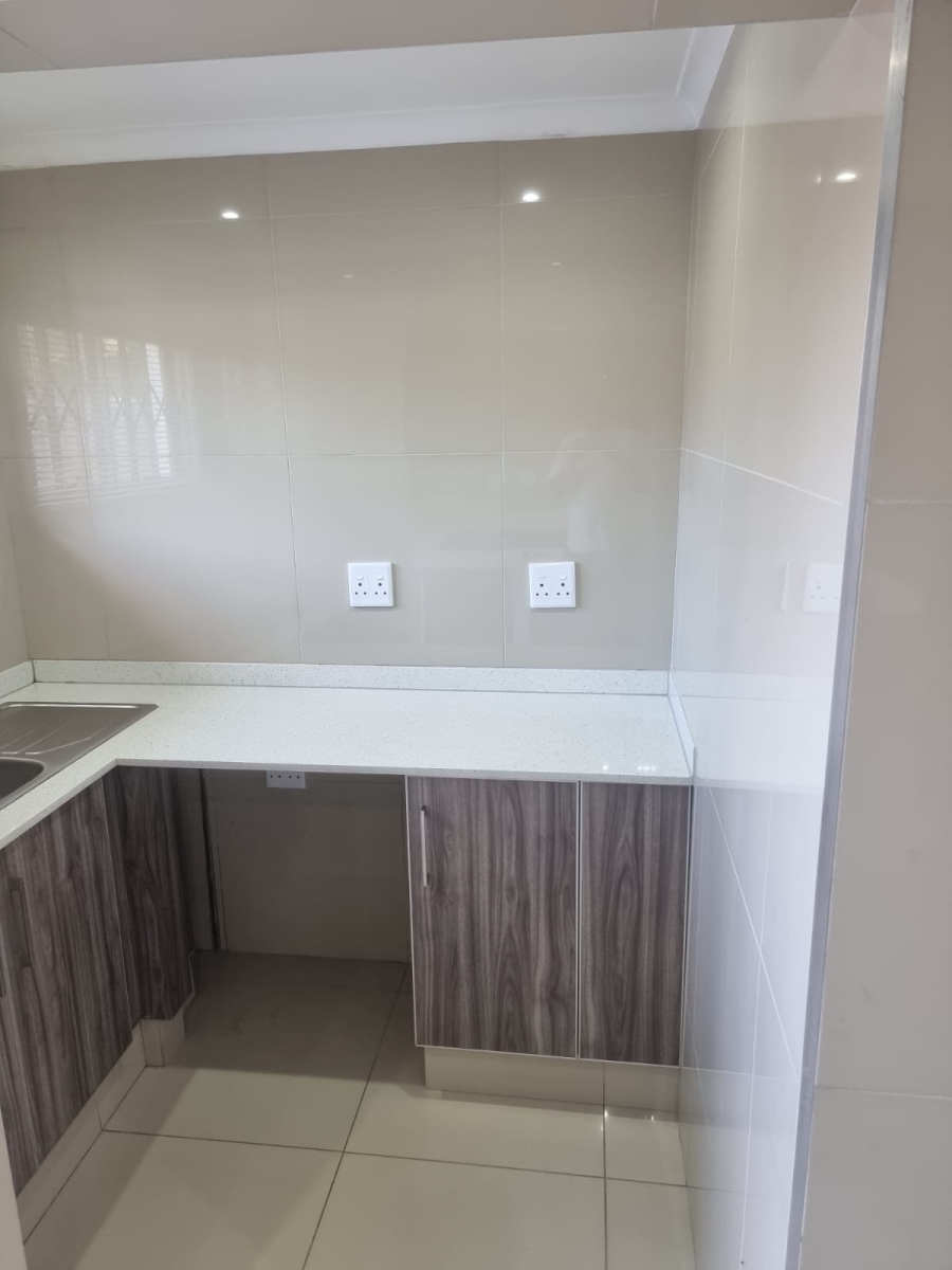 To Let 3 Bedroom Property for Rent in Hillary KwaZulu-Natal