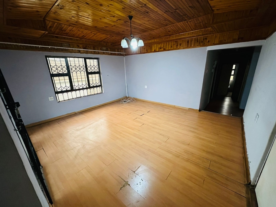 3 Bedroom Property for Sale in Westgate KwaZulu-Natal