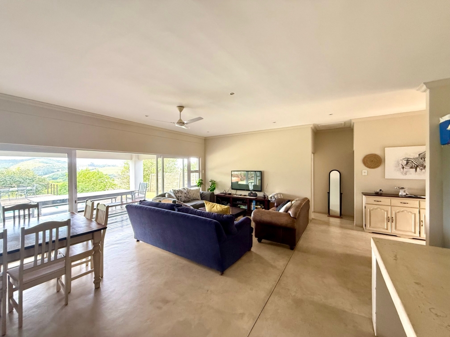 5 Bedroom Property for Sale in Zini River Estate KwaZulu-Natal
