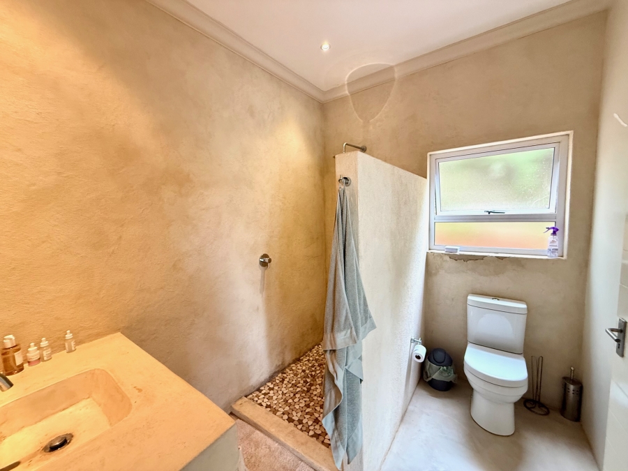 5 Bedroom Property for Sale in Zini River Estate KwaZulu-Natal