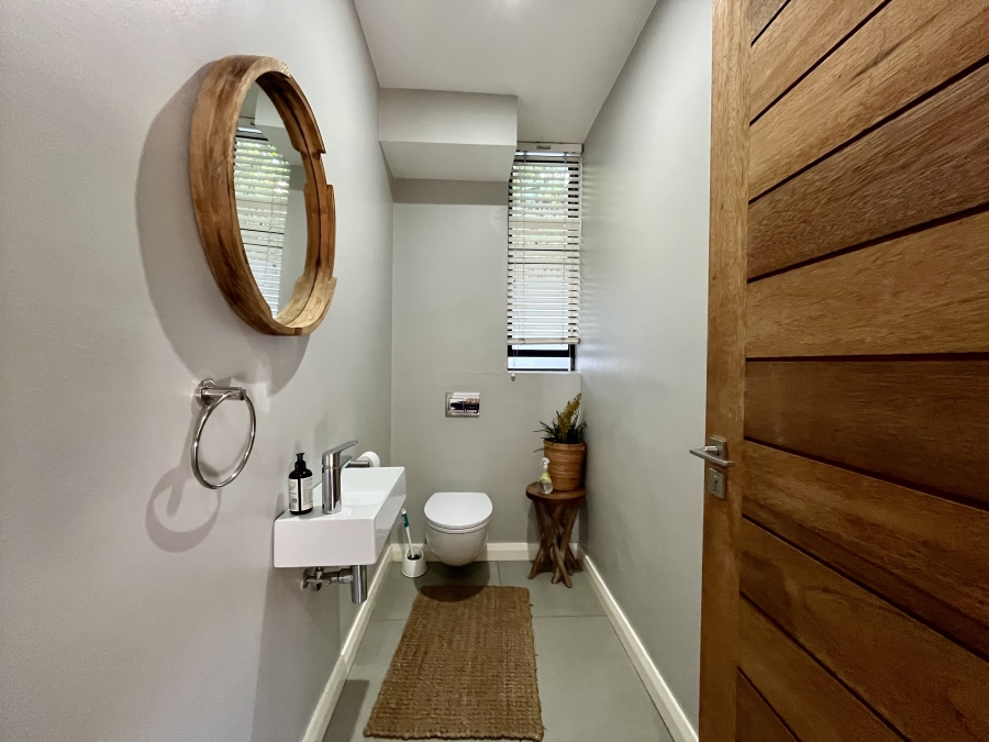 4 Bedroom Property for Sale in Dunkirk Estate KwaZulu-Natal