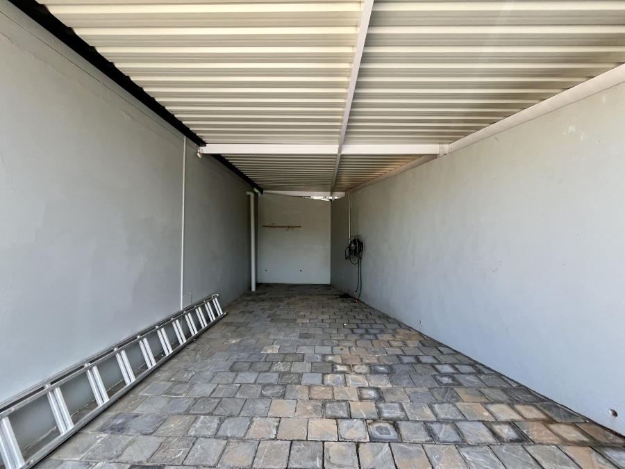 4 Bedroom Property for Sale in Dunkirk Estate KwaZulu-Natal