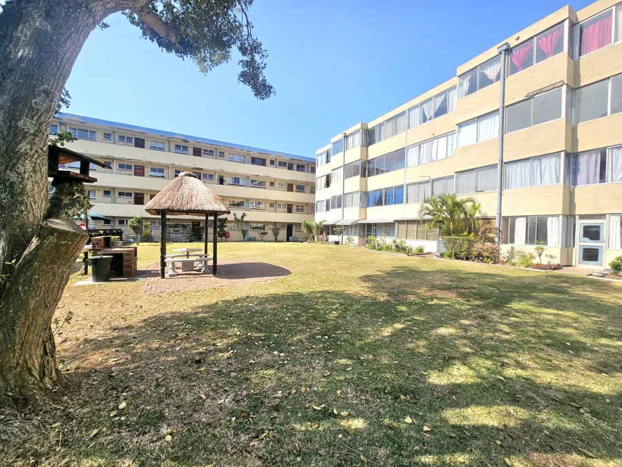 2 Bedroom Property for Sale in Amanzimtoti KwaZulu-Natal