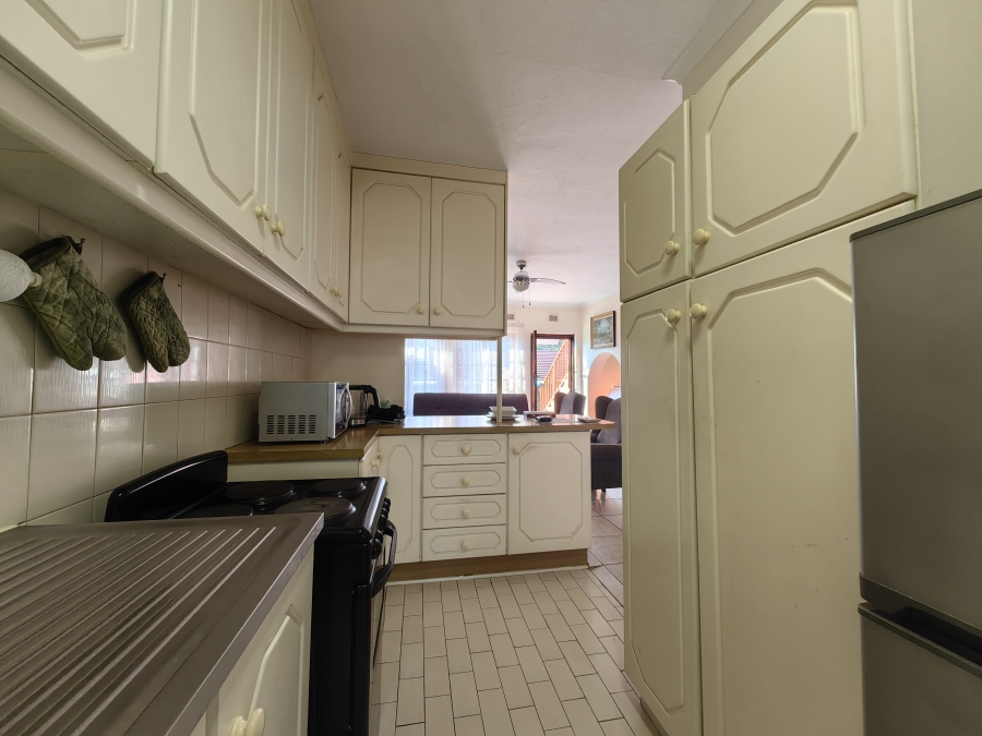 1 Bedroom Property for Sale in Scottburgh Central KwaZulu-Natal