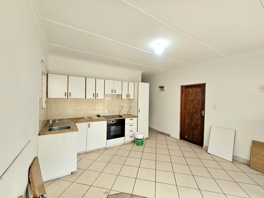 To Let 1 Bedroom Property for Rent in Yellowwood Park KwaZulu-Natal