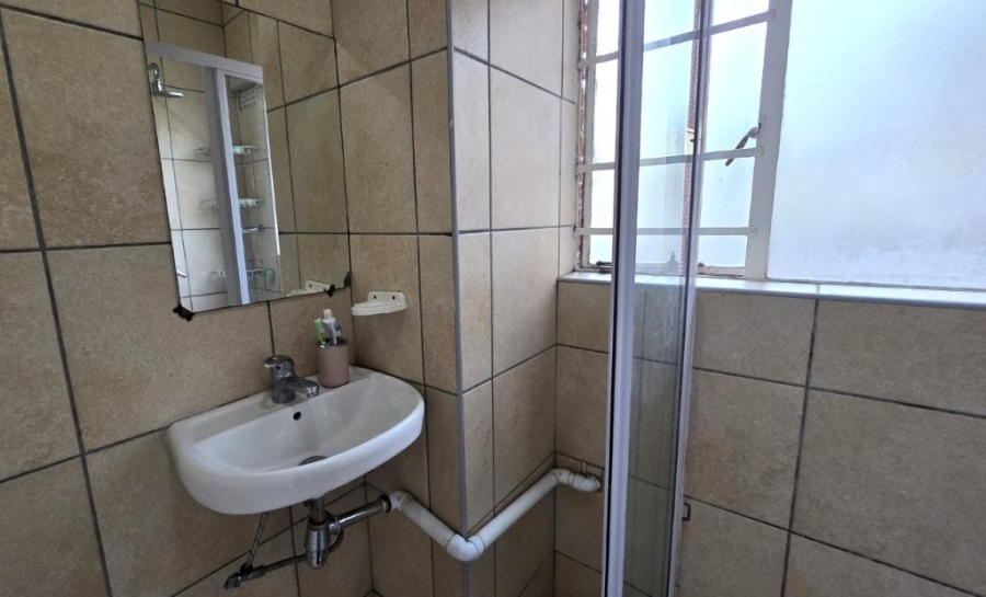 2 Bedroom Property for Sale in Pinetown KwaZulu-Natal