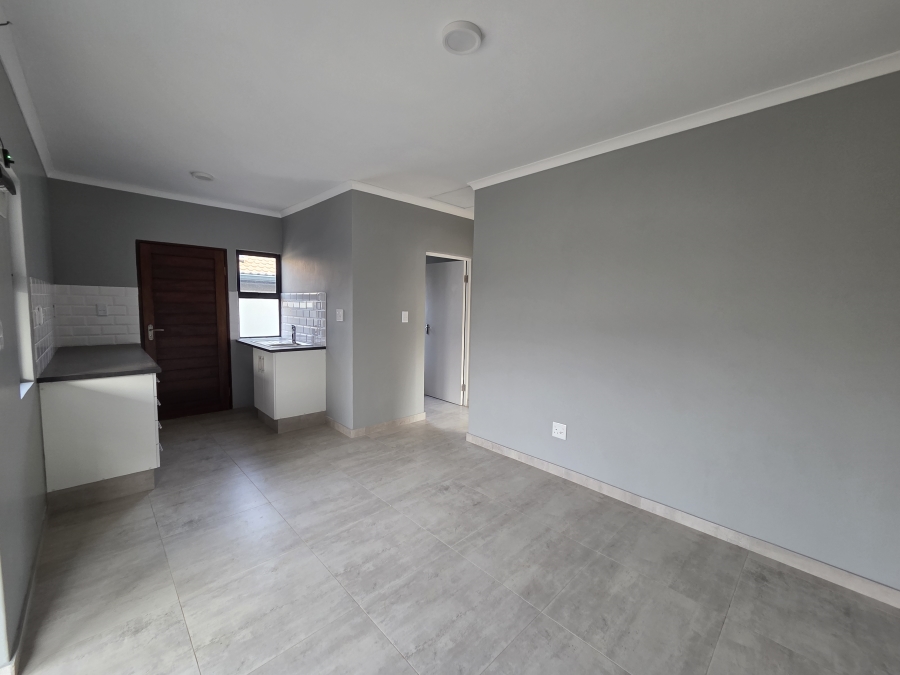2 Bedroom Property for Sale in Shakaskraal KwaZulu-Natal