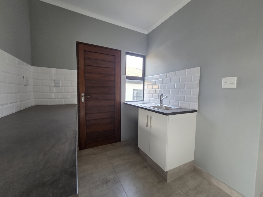 2 Bedroom Property for Sale in Shakaskraal KwaZulu-Natal