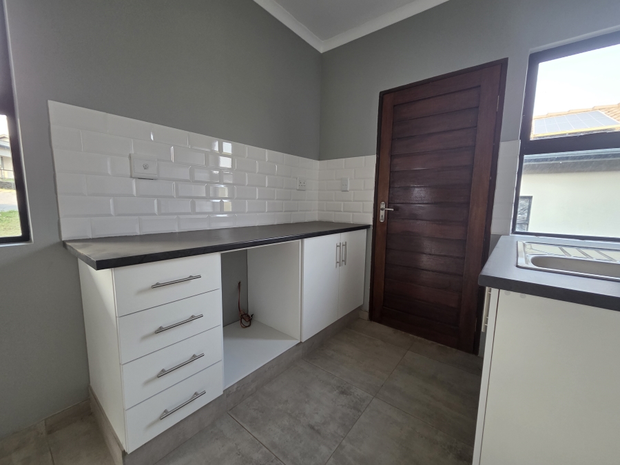2 Bedroom Property for Sale in Shakaskraal KwaZulu-Natal