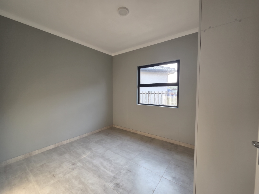 2 Bedroom Property for Sale in Shakaskraal KwaZulu-Natal